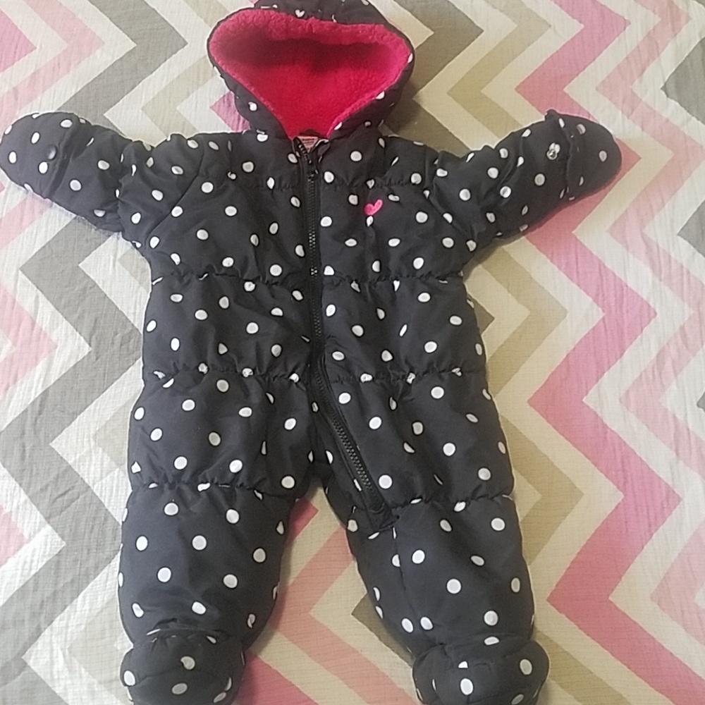 6-9m snowsuit like new